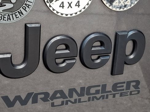 Used 2021 Jeep Wrangler Unlimited Sport image 28