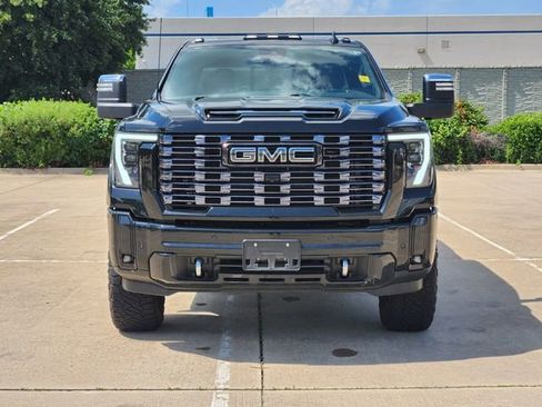 Used 2025 GMC Sierra 2500 Denali Ultimate AWD/4WD image 2