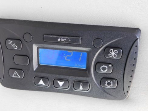 Used 2017 Ford F550 2WD Regular Cab Super Duty w/ XL Value Package image 35