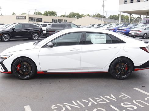 New 2025 Hyundai Elantra N image 7