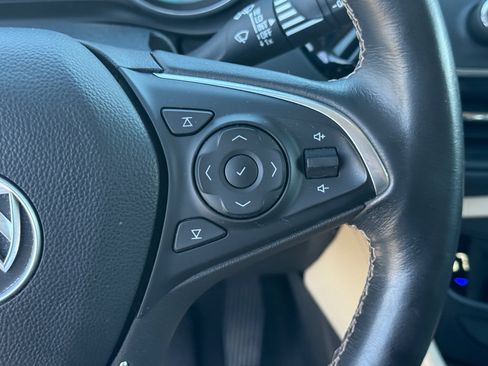 Used 2018 Buick Envision Essence image 15