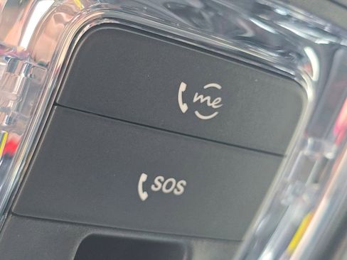 New 2026 Mercedes-Benz GLB 250 4MATIC image 7