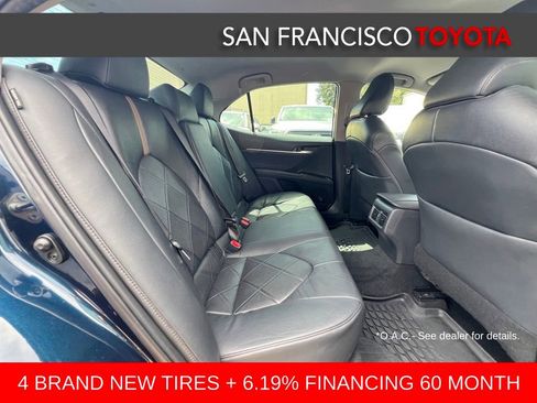 Certified 2018 Toyota Camry XLE w/ Audio Package FWD image 17