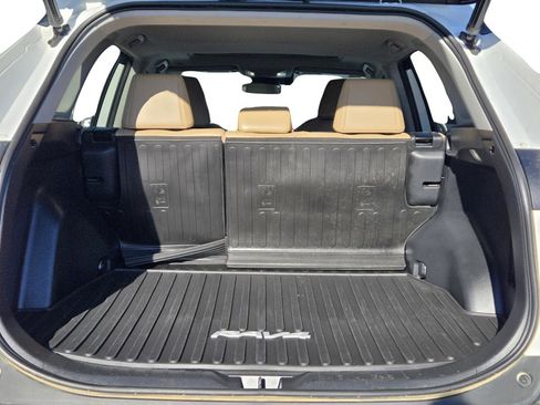 Used 2023 Toyota RAV4 XLE Premium image 10