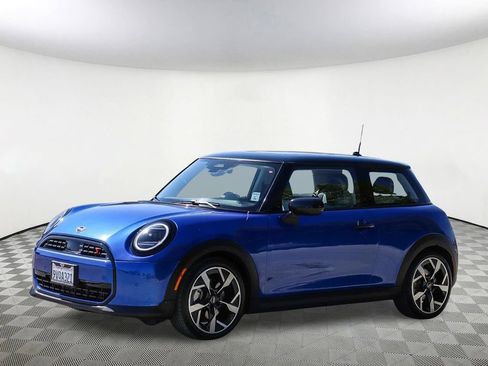 Used 2025 MINI Cooper S FWD image 4