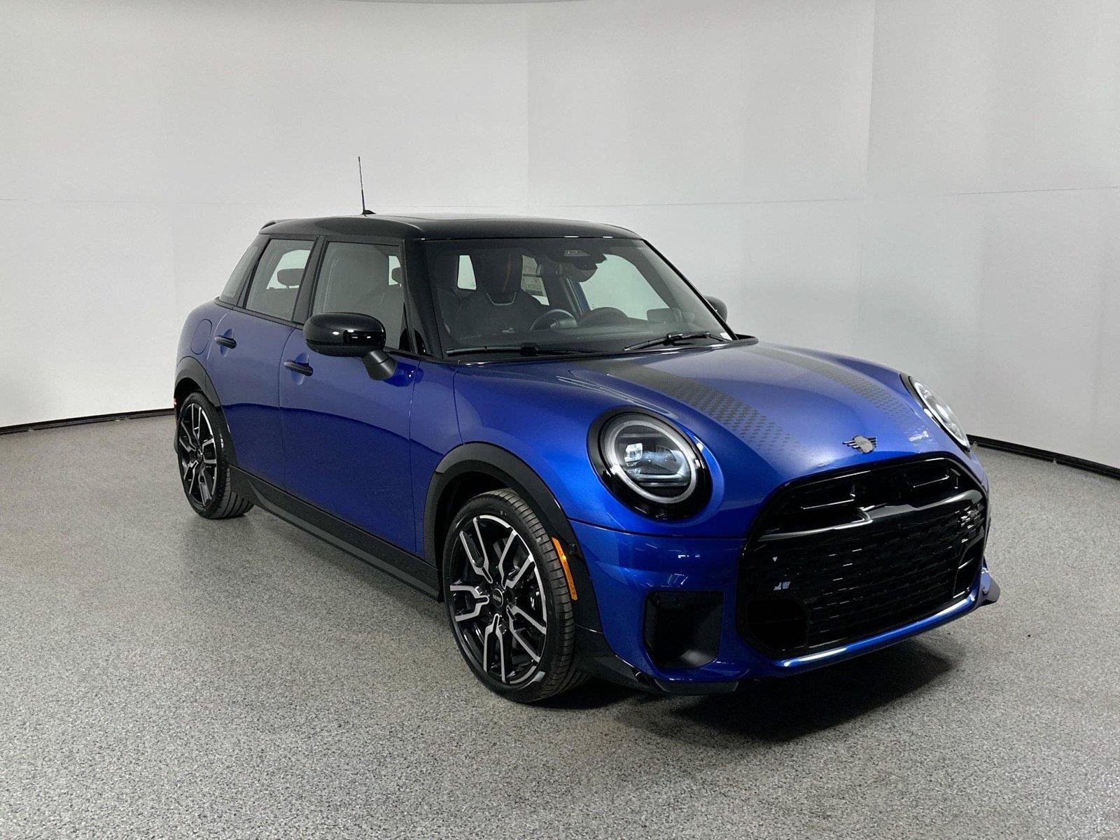 Used 2025 MINI Cooper S FWD image 3