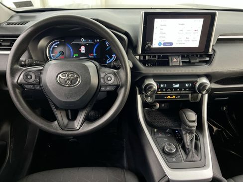 Used 2024 Toyota RAV4 AWD Hybrid image 27