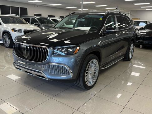 Used 2020 Mercedes-Benz GLS 450 4MATIC w/ Convenience Package image 2