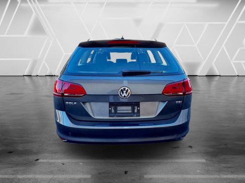 Used 2015 Volkswagen Golf SE image 10