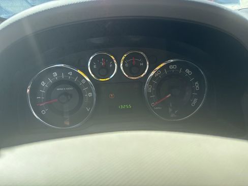 Used 2010 Ford Edge SE image 2