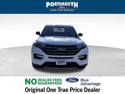 Used 2022 Ford Explorer XLT w/ Equipment Group 202A image 9