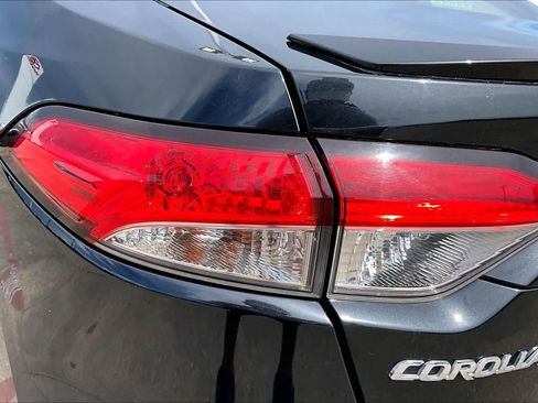 Used 2021 Toyota Corolla SE FWD image 27