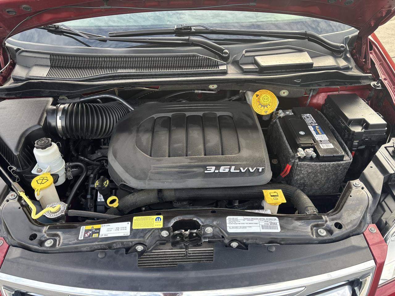 Used 2016 Chrysler Town & Country Touring w/ Driver Convenience Group FWD image 34