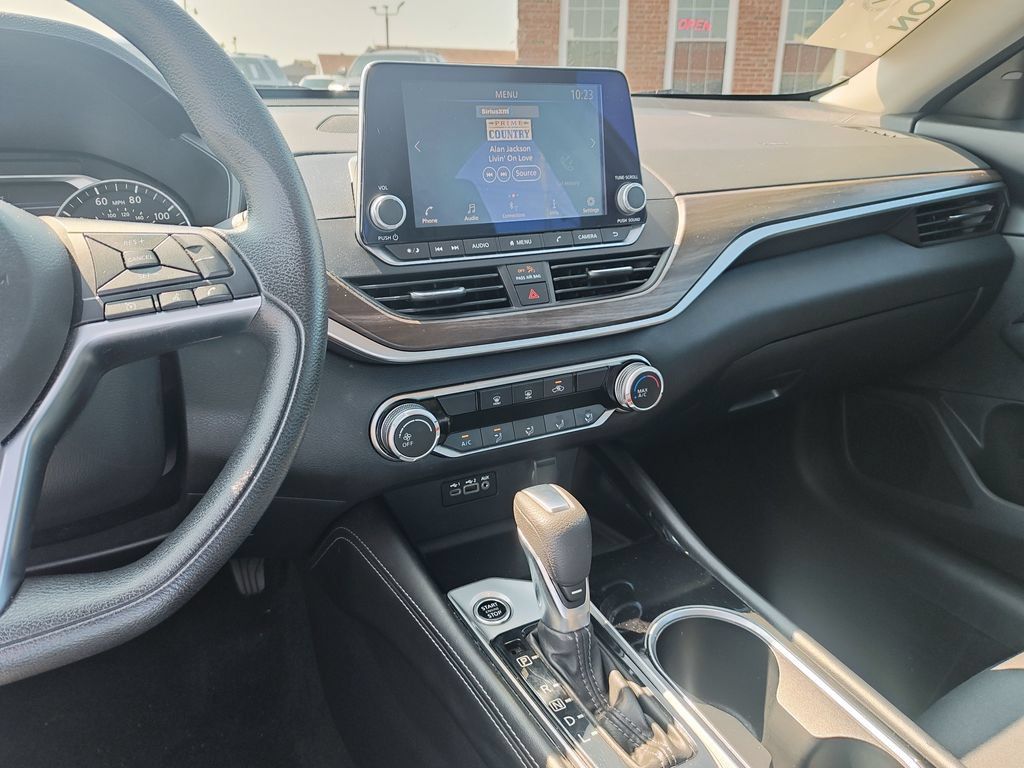 Used 2023 Nissan Altima 2.5 SV FWD image 20