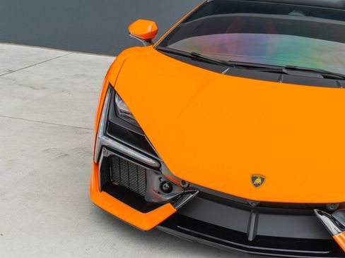 Used 2025 Lamborghini Revuelto AWD/4WD image 30