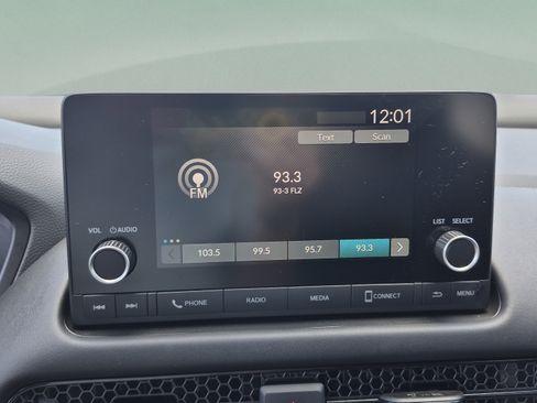 Used 2023 Honda HR-V LX image 23