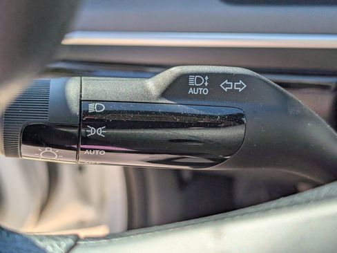 Used 2025 Kia K5 LXS image 24