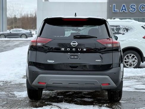 Used 2022 Nissan Rogue S image 38
