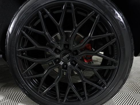 Used 2025 Cadillac Escalade Sport Platinum w/ LPO, ONYX Package image 54