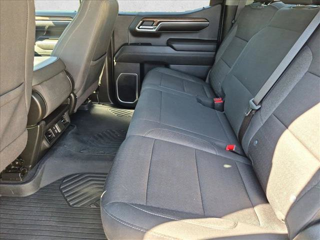 Used 2024 Chevrolet Silverado 1500 RST AWD/4WD image 17