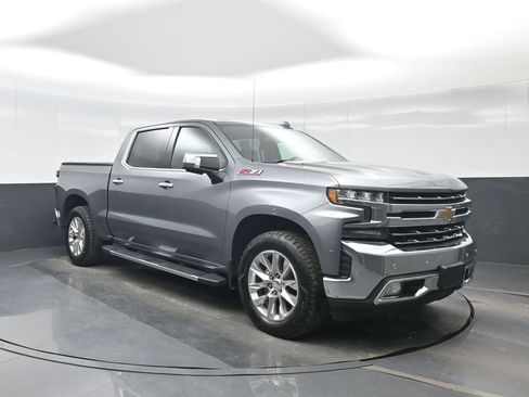 Used 2020 Chevrolet Silverado 1500 LTZ w/ LTZ Premium Package AWD/4WD image 9