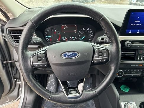 Used 2021 Ford Escape SE w/ Cold Weather Package FWD image 25