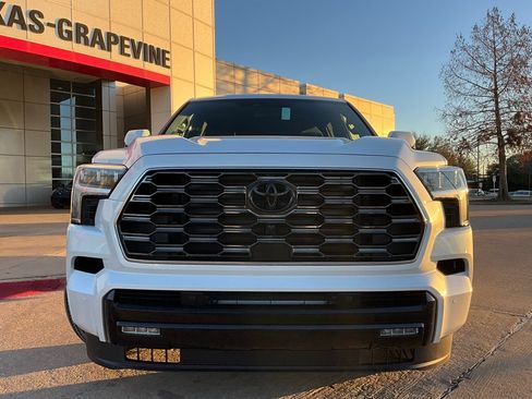 New 2026 Toyota Sequoia Platinum image 4