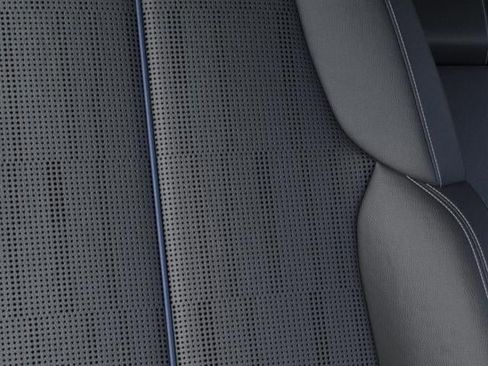 New 2025 Cadillac Lyriq Luxury image 21