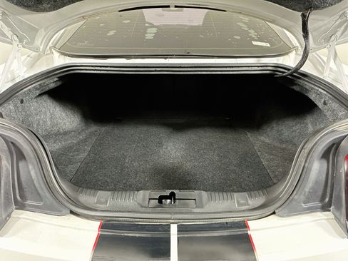 Used 2019 Ford Mustang Coupe RWD image 25