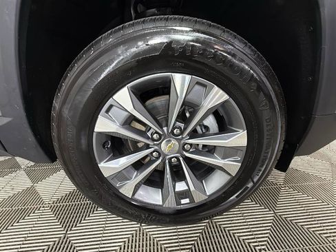 Certified 2025 Chevrolet Equinox LT image 35