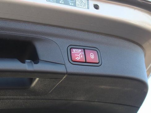 Used 2022 Mercedes-Benz GLE 350 4MATIC image 6