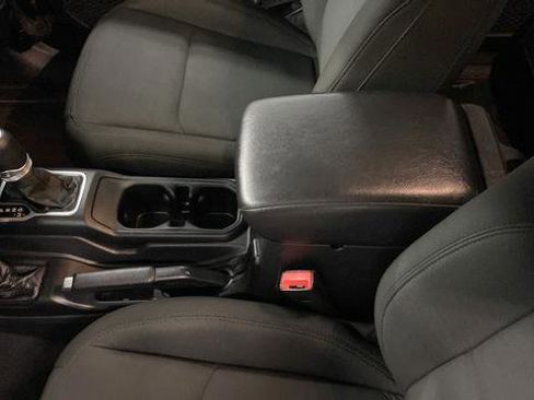 Used 2020 Jeep Gladiator Sport w/ Quick Order Package 24S AWD/4WD image 18