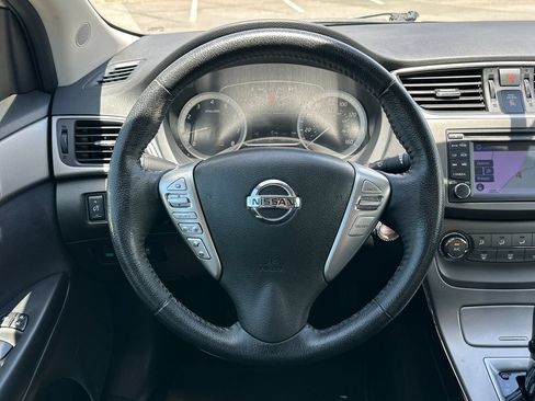 Used 2013 Nissan Sentra SV w/ Premium Pkg FWD image 15