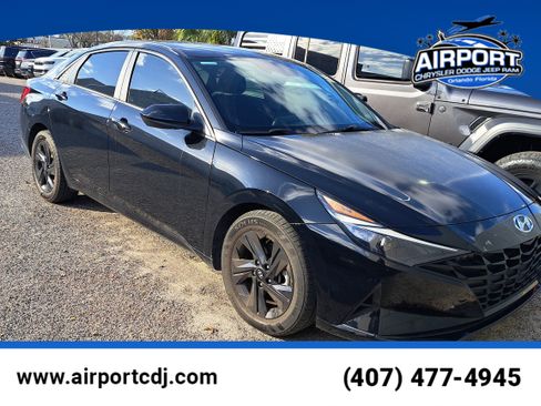 Used 2021 Hyundai Elantra SEL image 1