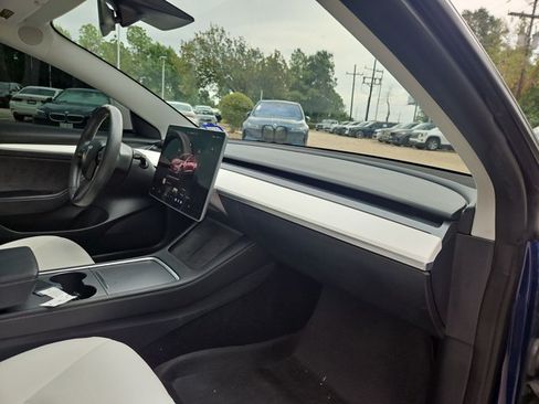 Used 2022 Tesla Model 3 Performance AWD/4WD image 19