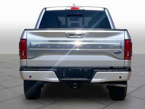 Used 2017 Ford F150 Platinum w/ Equipment Group 701A Luxury AWD/4WD image 4