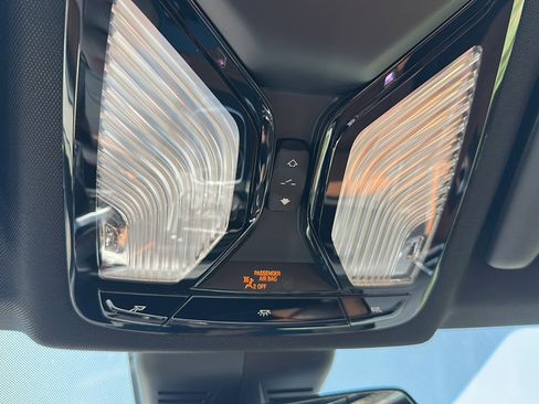 New 2025 BMW M340i w/ Premium Package image 28