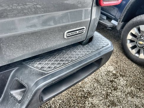 Used 2022 Jeep Gladiator Overland w/ Popular Equipment Package AWD/4WD image 10