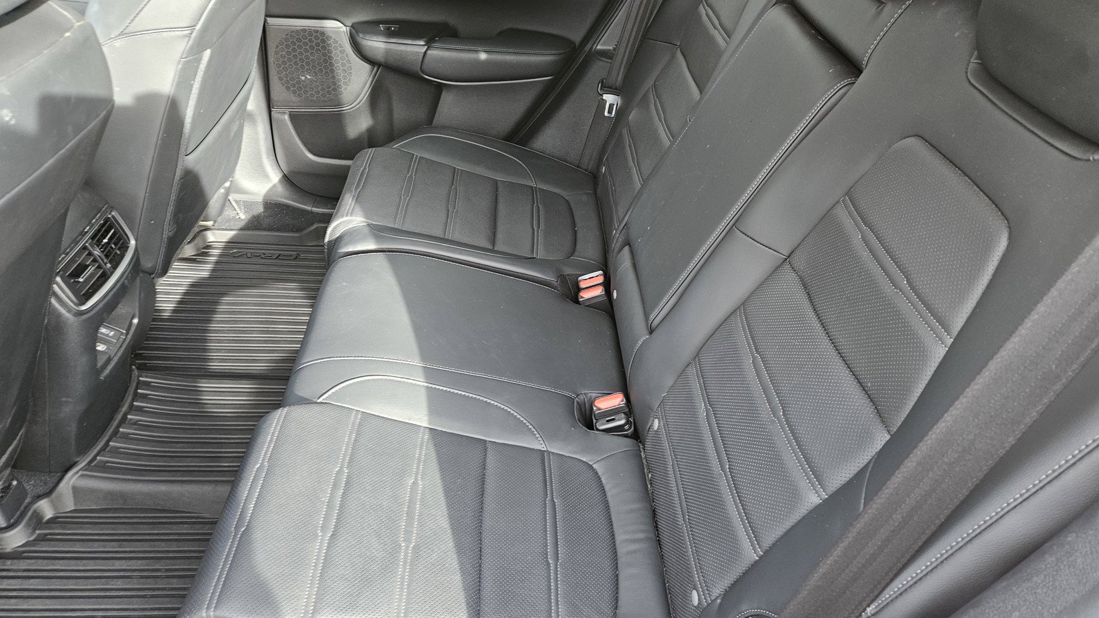 Used 2022 Honda CR-V Touring image 8
