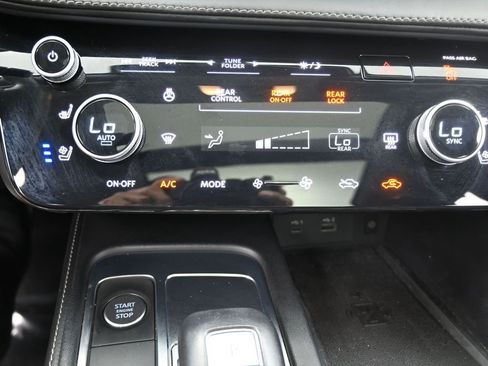 Used 2023 INFINITI QX60 Luxe w/ Performance Audio Package image 23