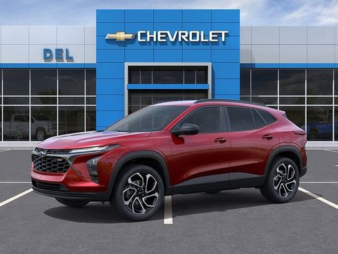 New 2026 Chevrolet Trax RS image 2