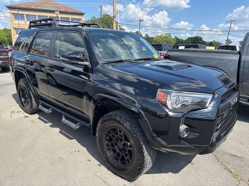 Used 2024 Toyota 4Runner TRD Pro AWD/4WD image 2