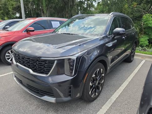 Certified 2025 Kia Sorento SX FWD image 3