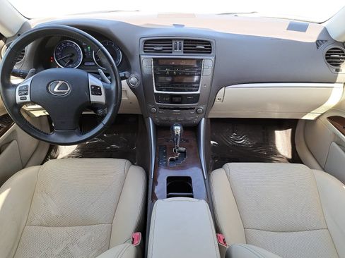 Used 2013 Lexus IS 250 w/ Premium Pkg Value Edition RWD image 9