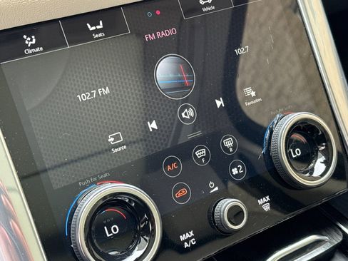 Used 2022 Land Rover Range Rover Sport HSE Silver Edition image 24