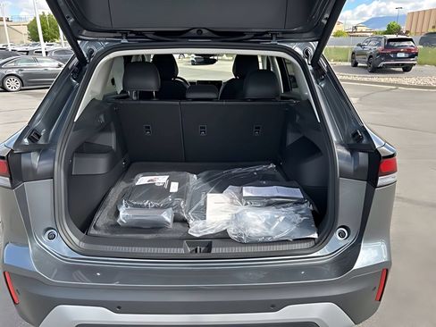 New 2026 Volkswagen Tiguan SE AWD/4WD image 16