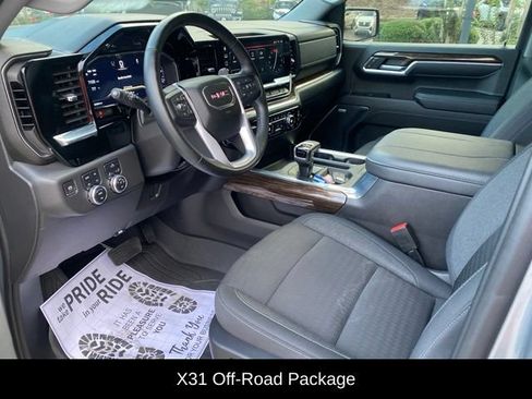 Used 2023 GMC Sierra 1500 Elevation w/ Preferred Package AWD/4WD image 6