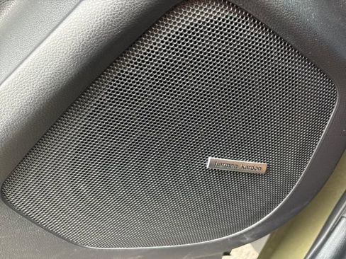 Used 2023 Subaru Ascent Touring image 23