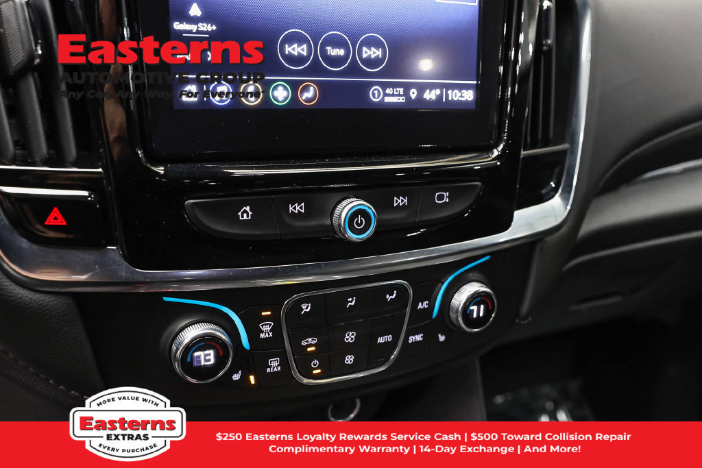 Used 2023 Chevrolet Traverse LT AWD/4WD image 21