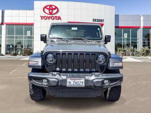 Used 2023 Jeep Wrangler Sport AWD/4WD image 2